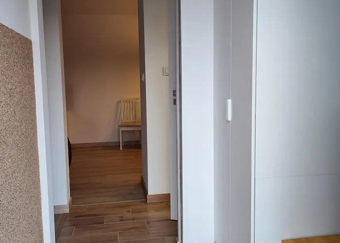 Mieszkanie Z Ogrodem Apartmán *